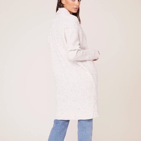 NEW! BB DAKOTA CARDIGAN - NWT - Picture 3 of 6